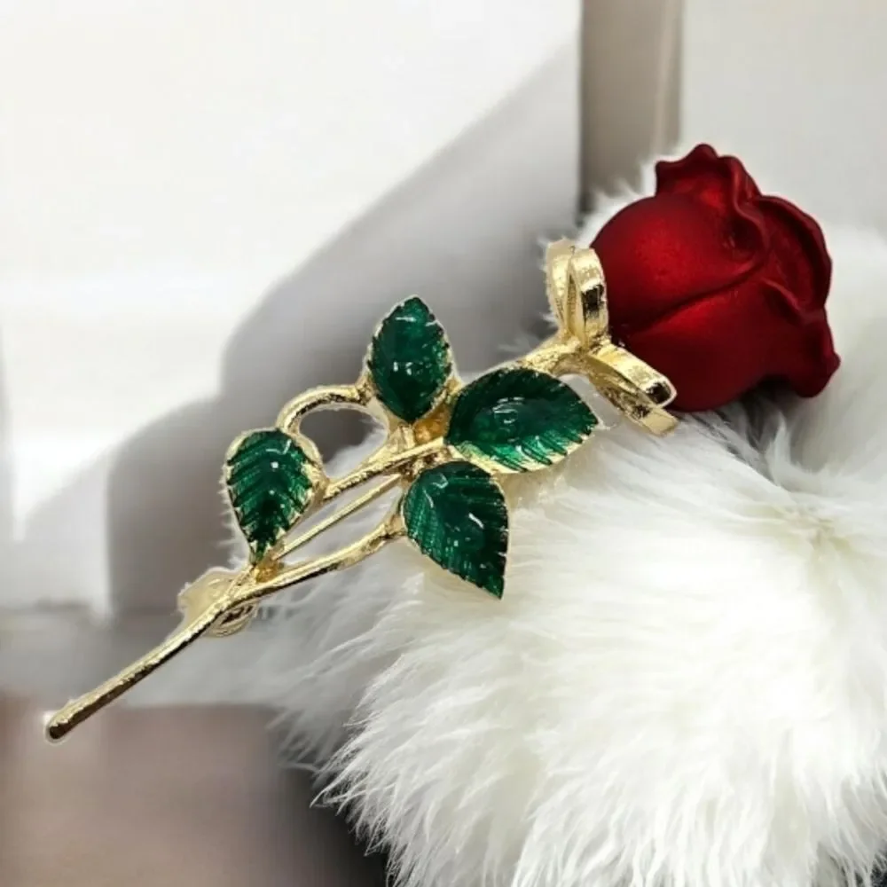 Elegant Red Rose Brooch 3D Gold Pin Romantic Love Girlfriend Wife Gift Timeless
